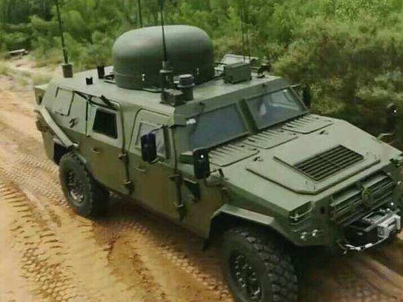 衛星通信指揮車