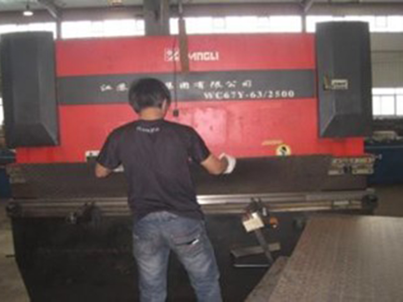 數控折彎機1
